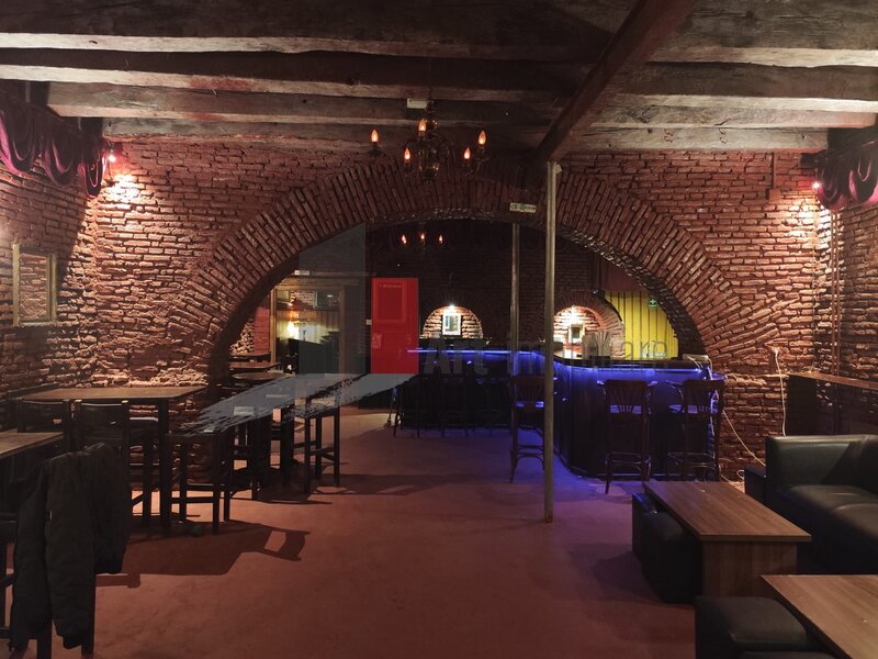 Armeneasca, Rosetti, Mosilor spatiu comercial (club) de inchiriat