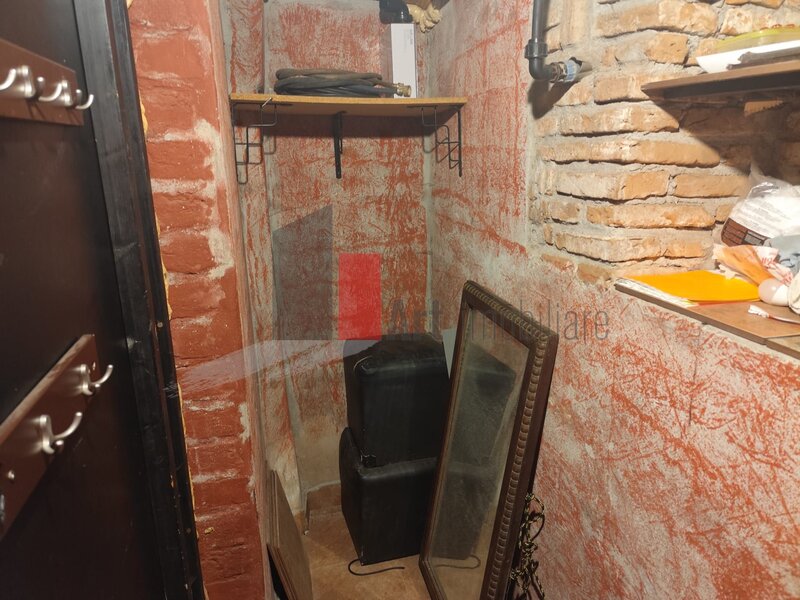 Armeneasca, Rosetti, Mosilor spatiu comercial (club) de inchiriat